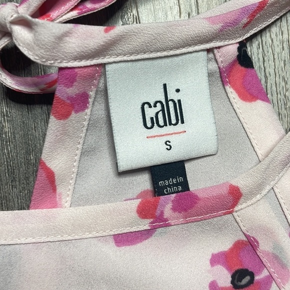 CAbi Floating Poppy Floral Halter Tank Blouse, keyhole back with tie, size small - Picture 4 of 13